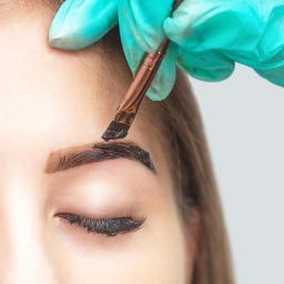 belleza-cejas-tinte-con-henna-resultado-1280x720x80xX